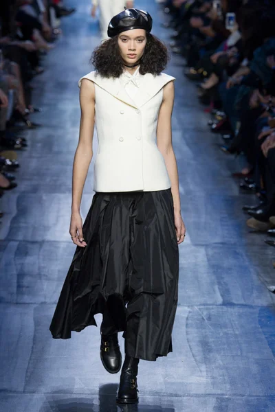 Look 47